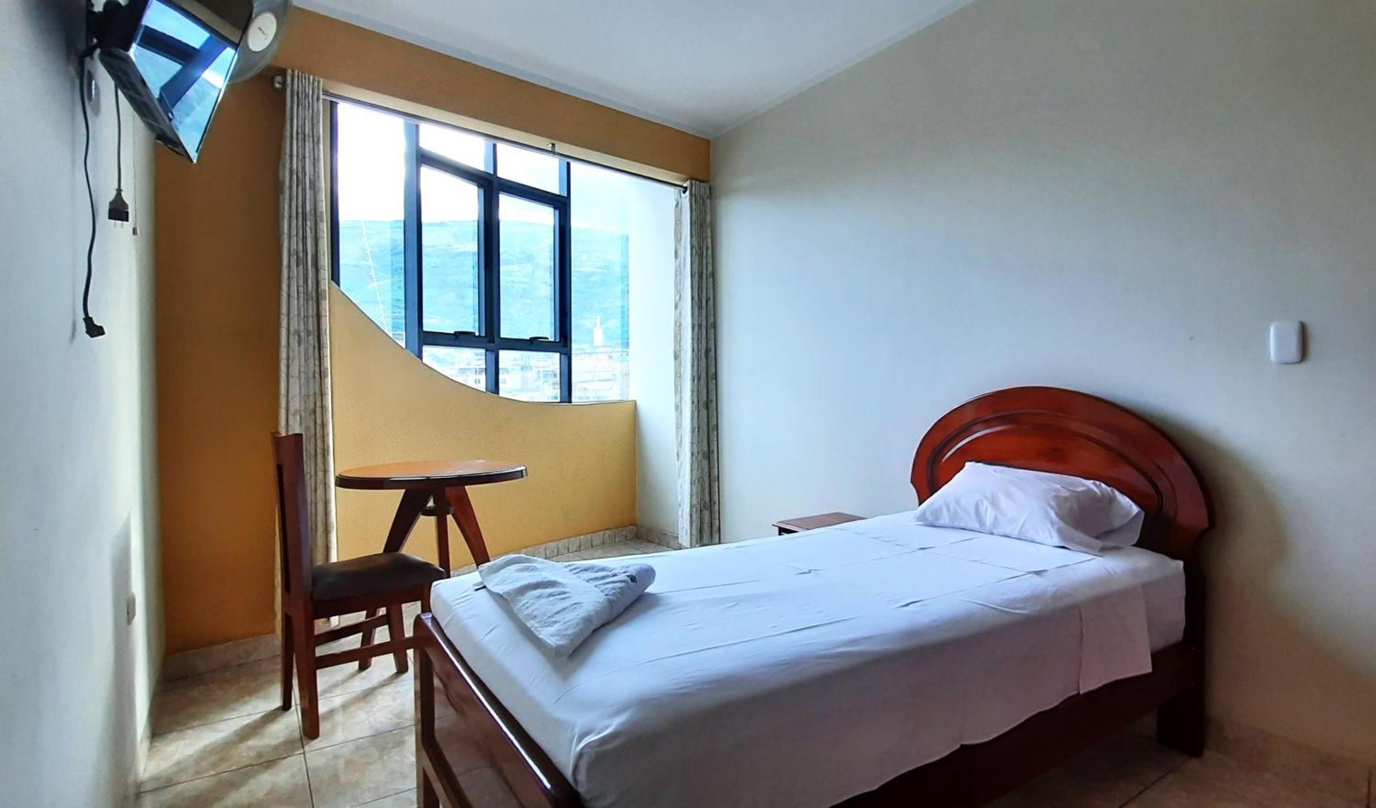 Gran Hotel Palmeras Jaen Bagian luar foto